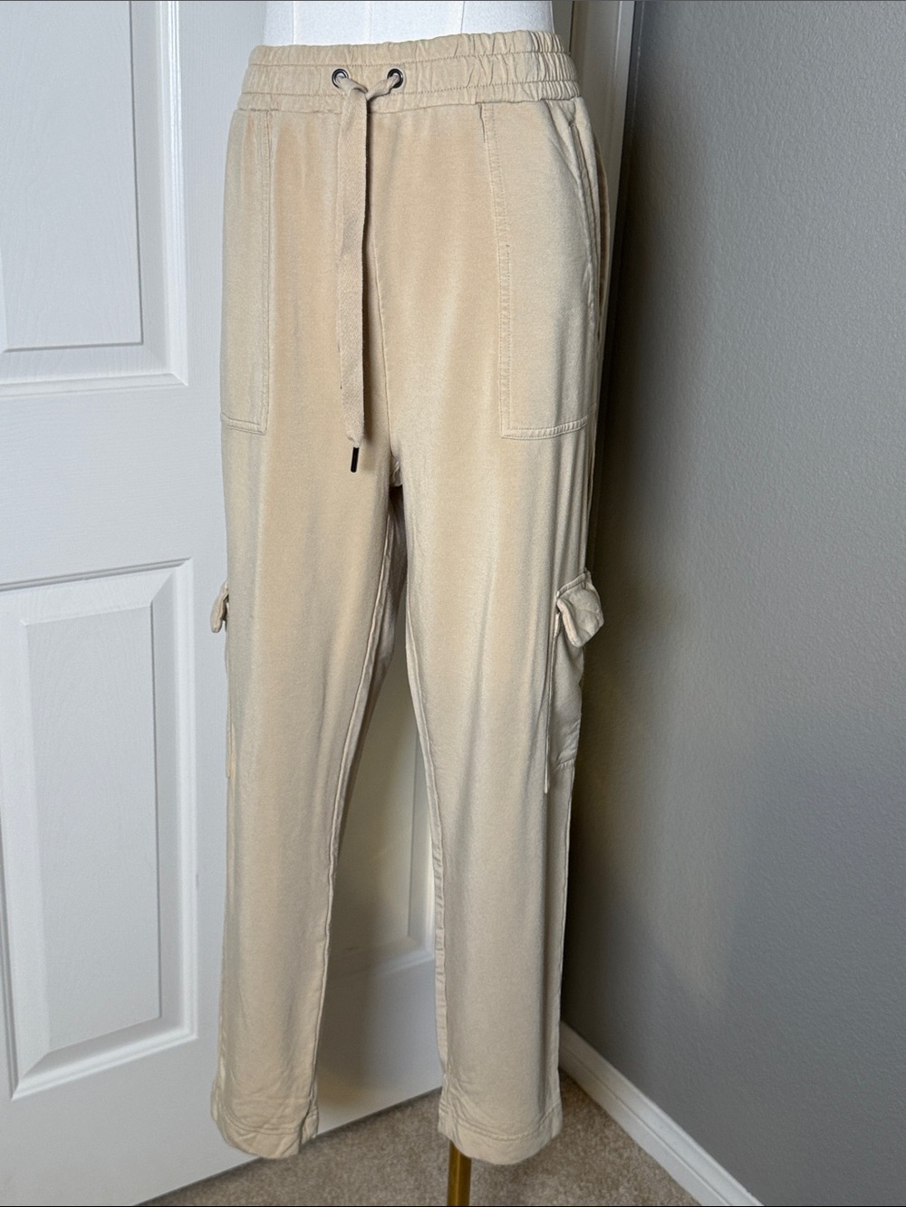 Banana Republic Light Beige Sweatpants with Elastic Waist